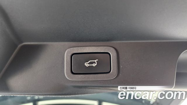 Land Rover Range Rover Sport 2019 — photo 18