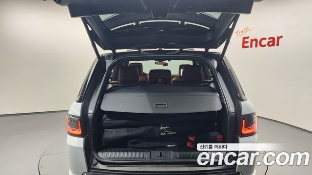 Land Rover Range Rover Sport 2019 — photo 19