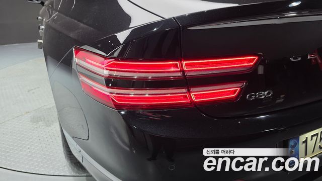 Genesis G80 2021 — photo 9