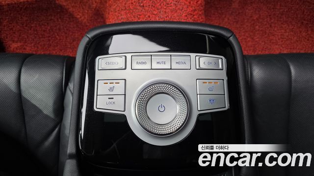 Genesis G80 2021 — photo 30