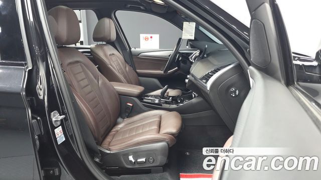 BMW X3 2021 — photo 17