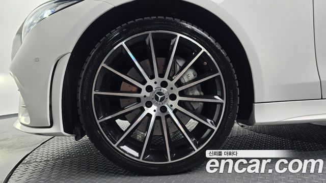 Mercedes-Benz CLS-Class 2021 — photo 5