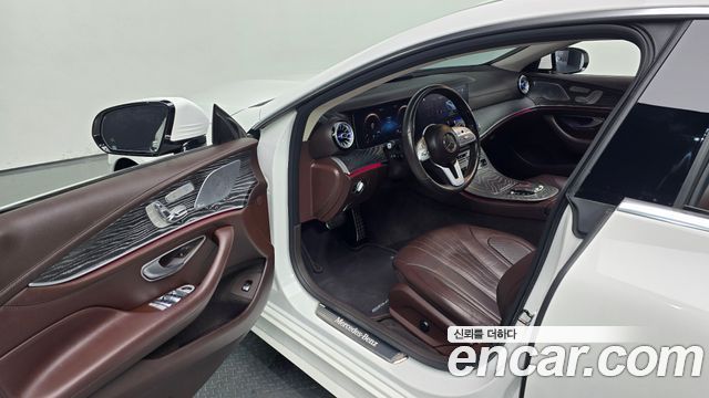 Mercedes-Benz CLS-Class 2021 — photo 17