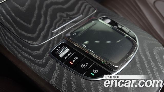 Mercedes-Benz CLS-Class 2021 — photo 24