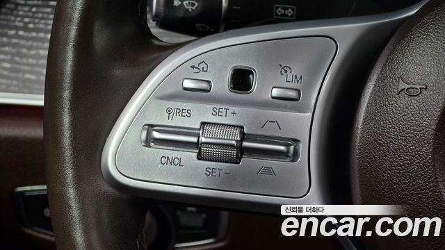 Mercedes-Benz CLS-Class 2021 — photo 26
