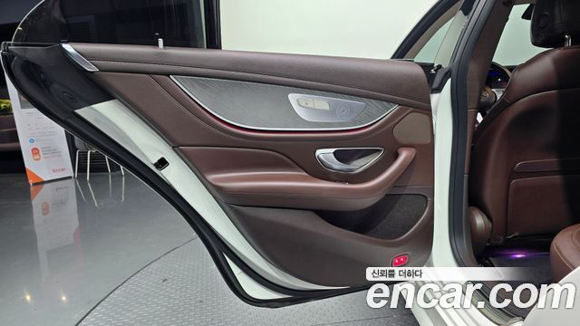 Mercedes-Benz CLS-Class 2021 — photo 15