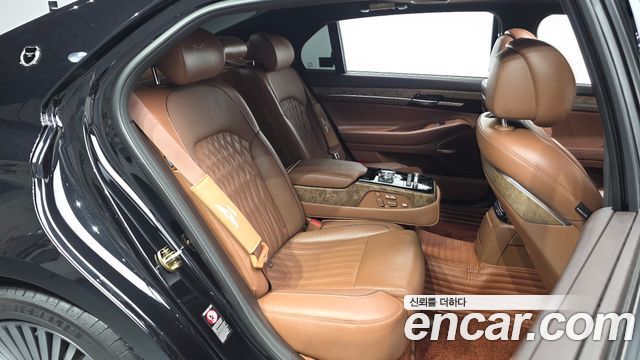 Genesis G90 2020 — photo 17