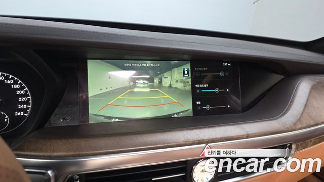 Genesis G90 2020 — photo 20
