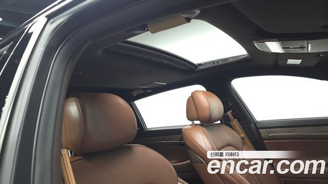 Genesis G90 2020 — photo 21