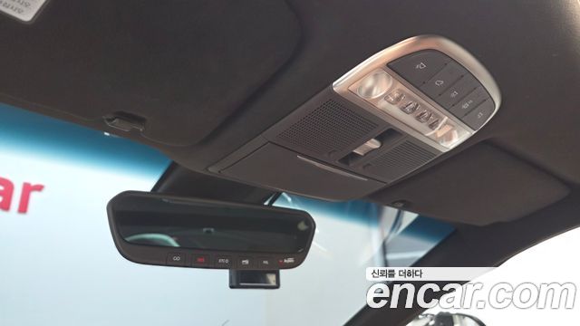 Genesis G90 2020 — photo 24