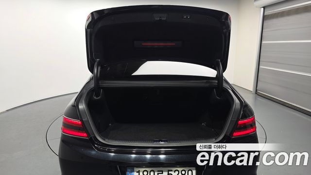 Genesis G90 2020 — photo 26