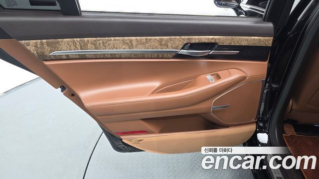 Genesis G90 2020 — photo 15