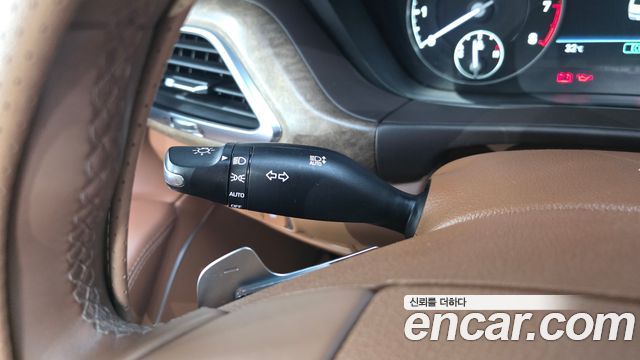 Genesis G90 2020 — photo 30