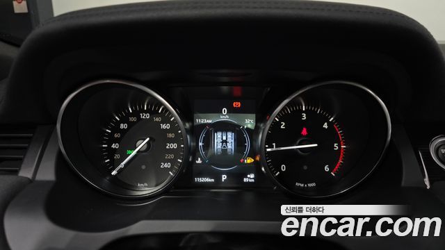Land Rover Range Rover Evoque 2018 — photo 11