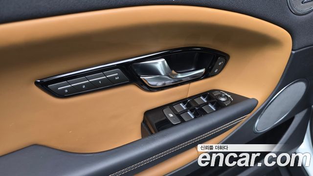 Land Rover Range Rover Evoque 2018 — photo 21
