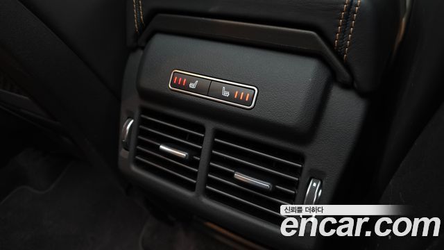 Land Rover Range Rover Evoque 2018 — photo 23