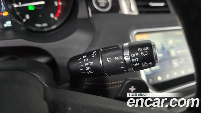 Land Rover Range Rover Evoque 2018 — photo 31