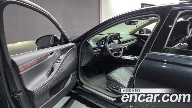 Genesis G80 2022 — photo 13
