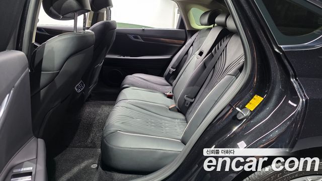 Genesis G80 2022 — photo 17