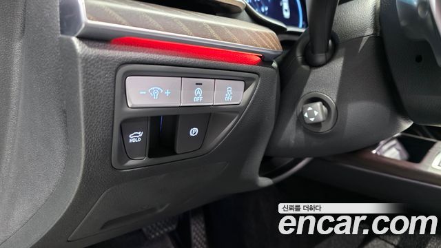 Genesis G80 2022 — photo 18
