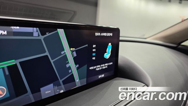 Genesis G80 2022 — photo 28