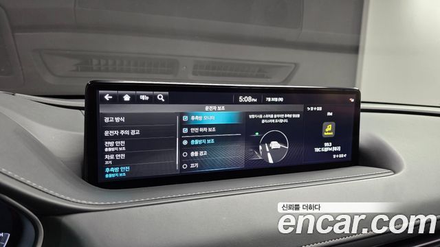 Genesis G80 2022 — photo 30