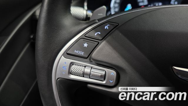 Genesis G80 2022 — photo 32