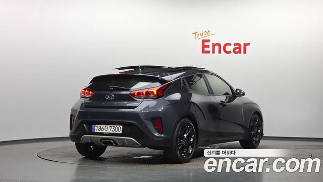 Hyundai Veloster 2018 — photo 2
