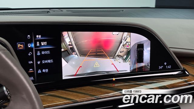 Cadillac Escalade 2021 — photo 14