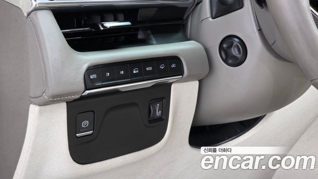 Cadillac Escalade 2021 — photo 15