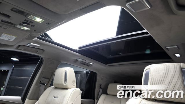 Cadillac Escalade 2021 — photo 19