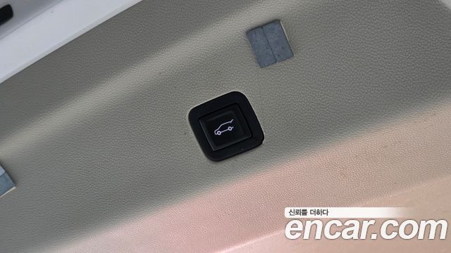 Cadillac Escalade 2021 — photo 20