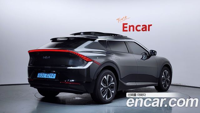 Kia EV6 2022 — photo 2
