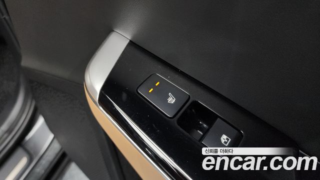 Kia EV6 2022 — photo 17