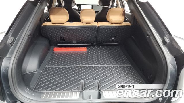 Kia EV6 2022 — photo 19