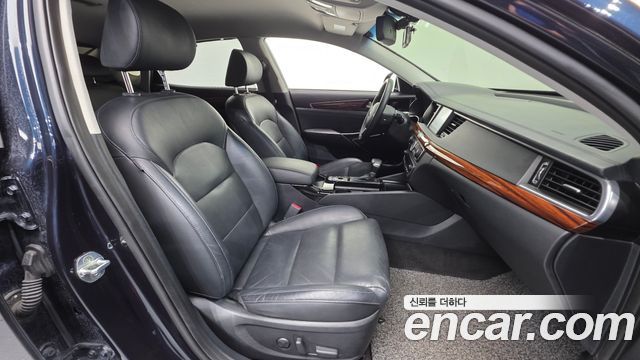 Kia K7 2016 — photo 10