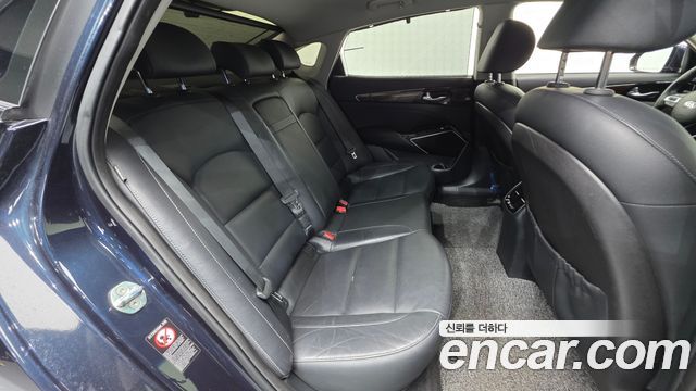 Kia K7 2016 — photo 20