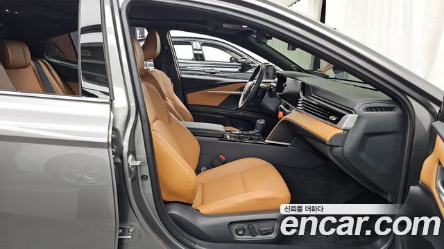 Toyota Camry 2025 — photo 17
