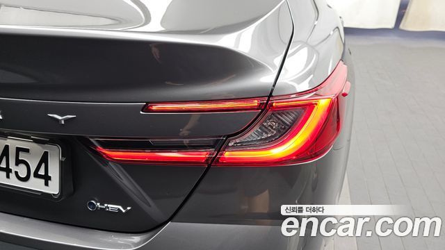 Toyota Camry 2025 — photo 9