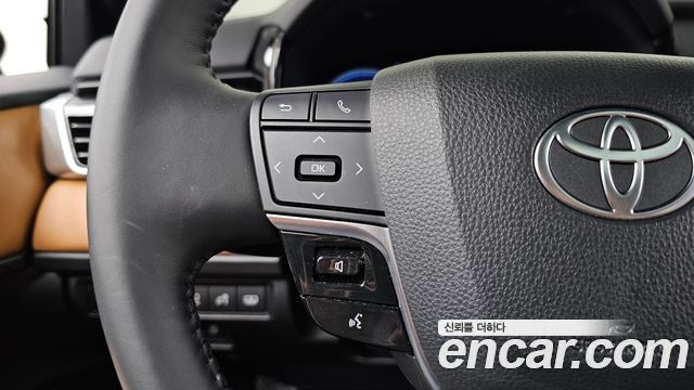 Toyota Camry 2025 — photo 16