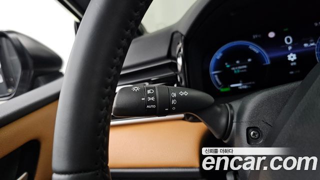 Toyota Camry 2025 — photo 28