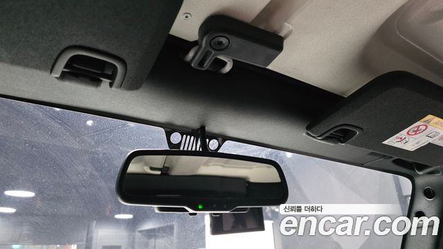 Jeep Wrangler 2016 — photo 17