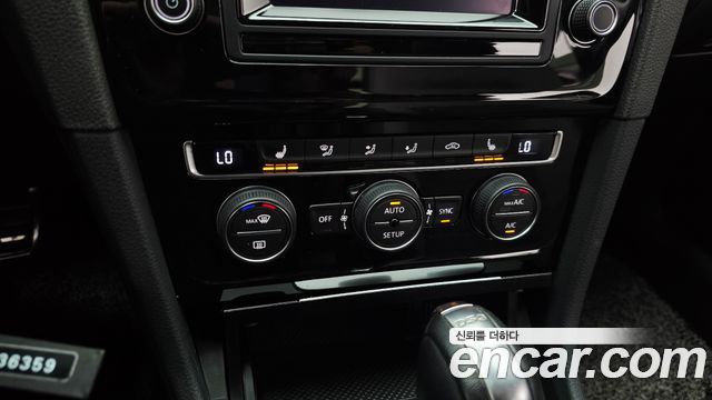 Volkswagen Golf 2014 — photo 17