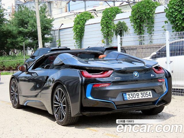 BMW i8 2019 — photo 7