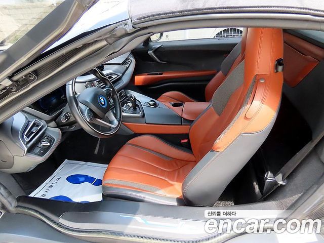BMW i8 2019 — photo 9