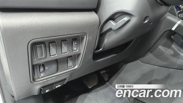 Renault Korea QM6 2023 — photo 19