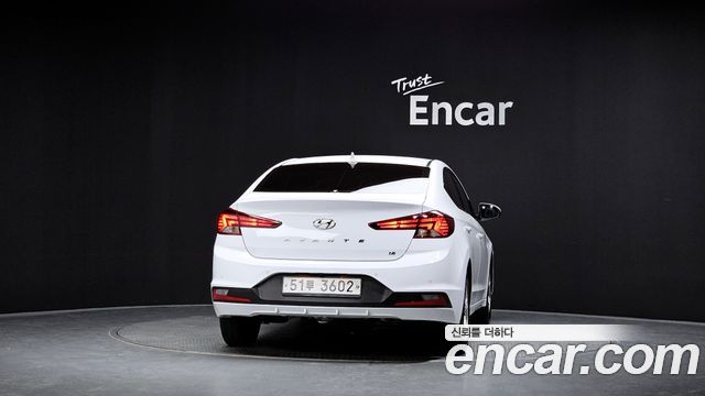 Hyundai AVANTE 2019 — photo 4