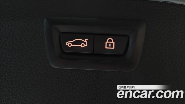 BMW 3-Series 2019 — photo 24