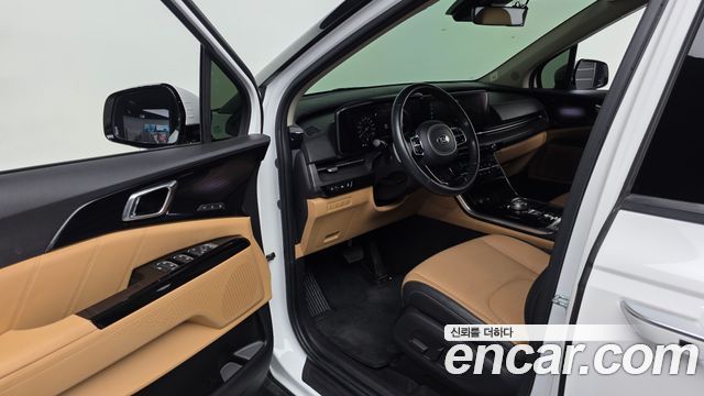 Kia Canival 2021 — photo 10
