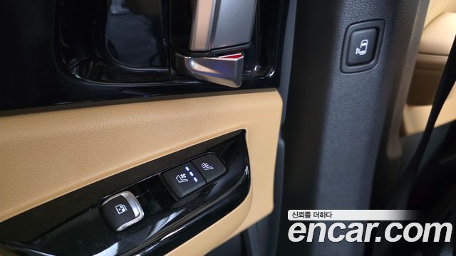 Kia Canival 2021 — photo 20